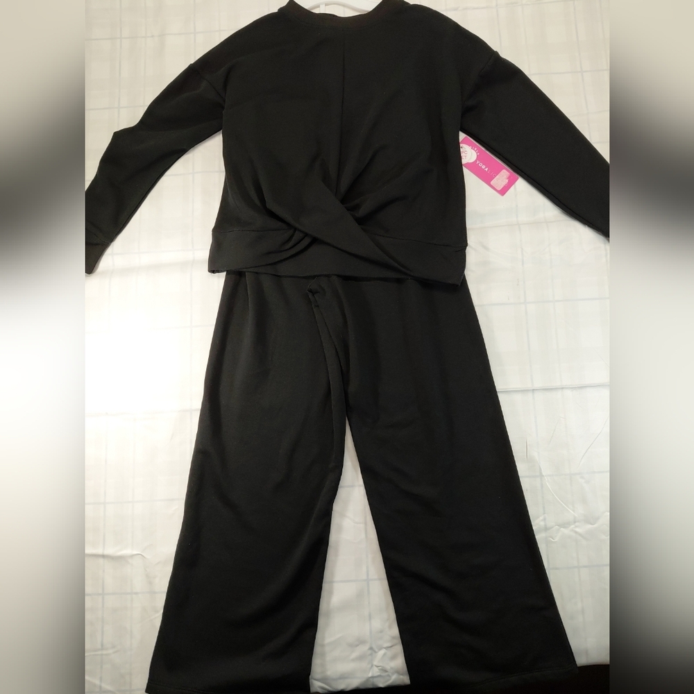 Nwt Yogalicious Girls Yoga Sweatshirt And Pants Set Black Size 10